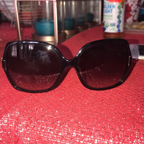 SOLD 🎈🎈🎈 Marc by Marc Jacobs sunglasses - Picture 2 of 8